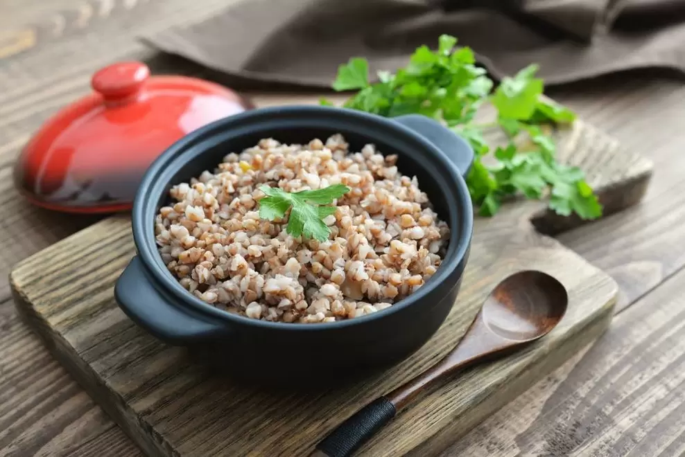 Stewed buckwheat is the main product of the buckwheat diet