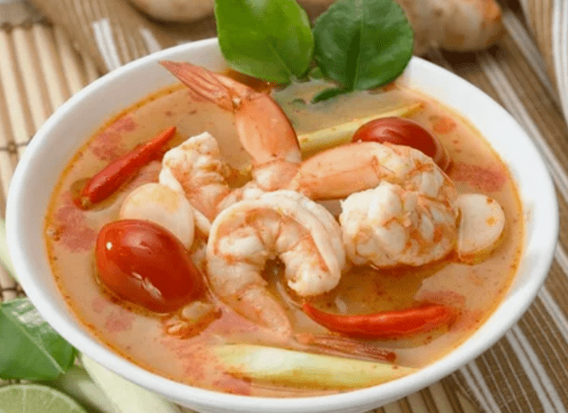 Soup Tom I Eat with Shrimp